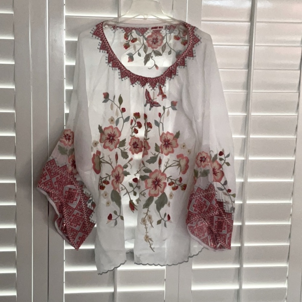 Beautiful Johnny Was blouse